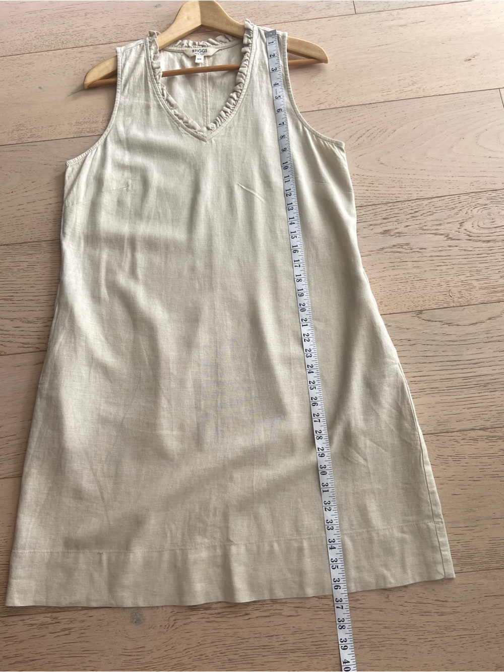 BRIGGS Beige Linen Blend Dress Medium V-Neck Sleeveless Shift Pockets - Picture 8 of 8